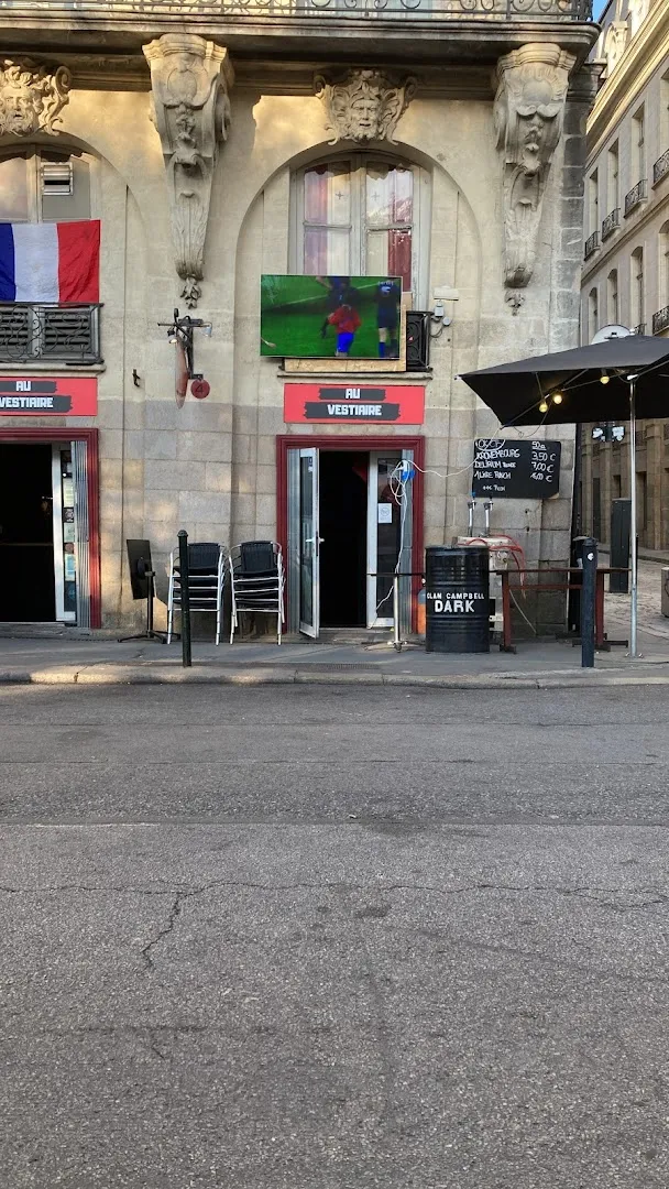 Au Vestiaire